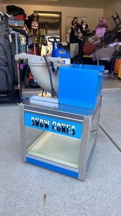 Snow con machine
