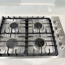Cosmo 30″ Gas Cooktop in Stainless Steel with 4 Italian Made Burners COS-DIC304