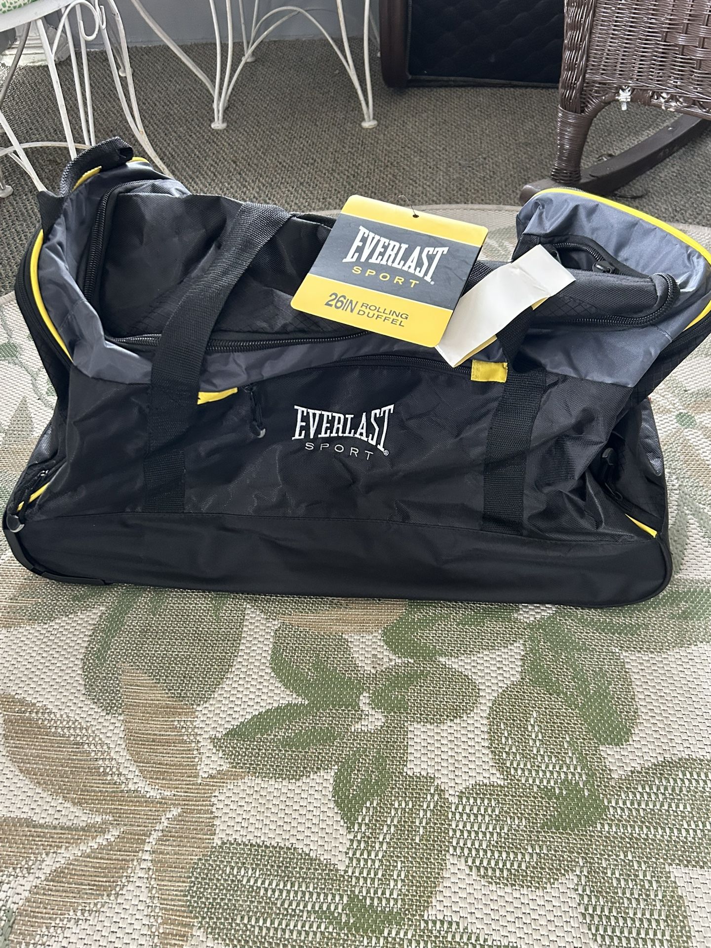 Everlast Sports Duffel Bag