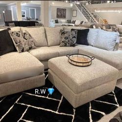 Comfy Huge Storm Megginson Sectional With Chaise(Sofa/Couch/Chaise)⭐️On Display 🏠Fastest Delivery 🚚 