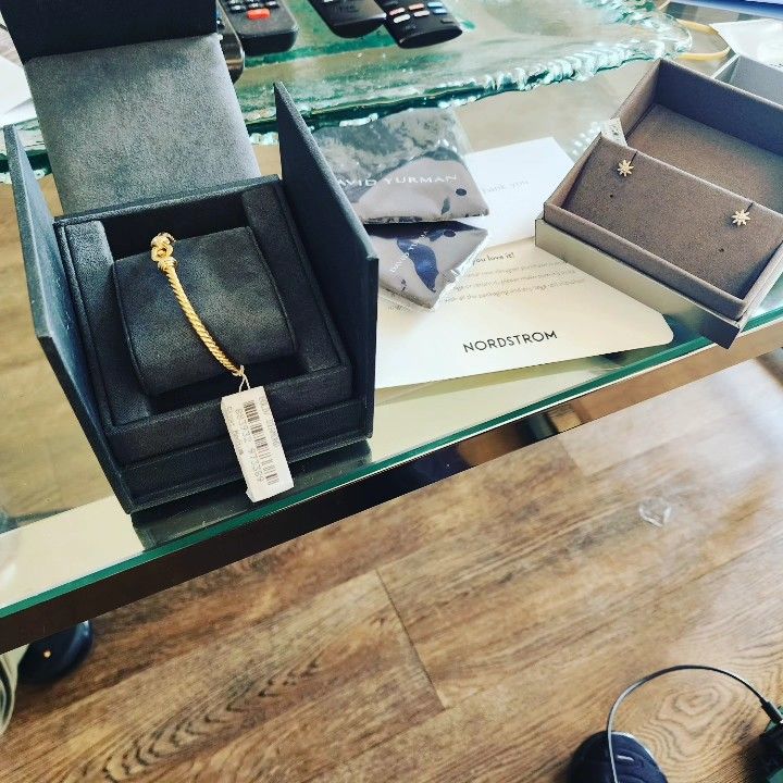 David Yurman 18k Gold Diamond Bangle And Earrings