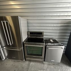 Kitchen Aid Stainless Appliances Set 