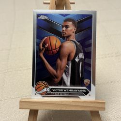 Victor Wembanyama Topps Chrome Rookie