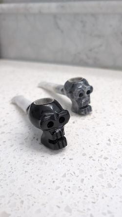 Skull Pipe