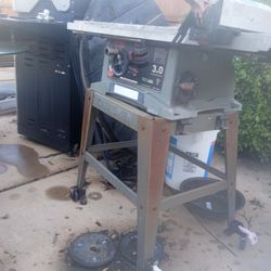 Table Saw. Craftsman. On Rolling Base.