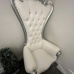 Throne Chair 