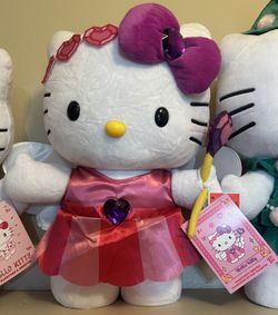Hello Kitty Valentine's Day Greeter 💎🩷💜🪄