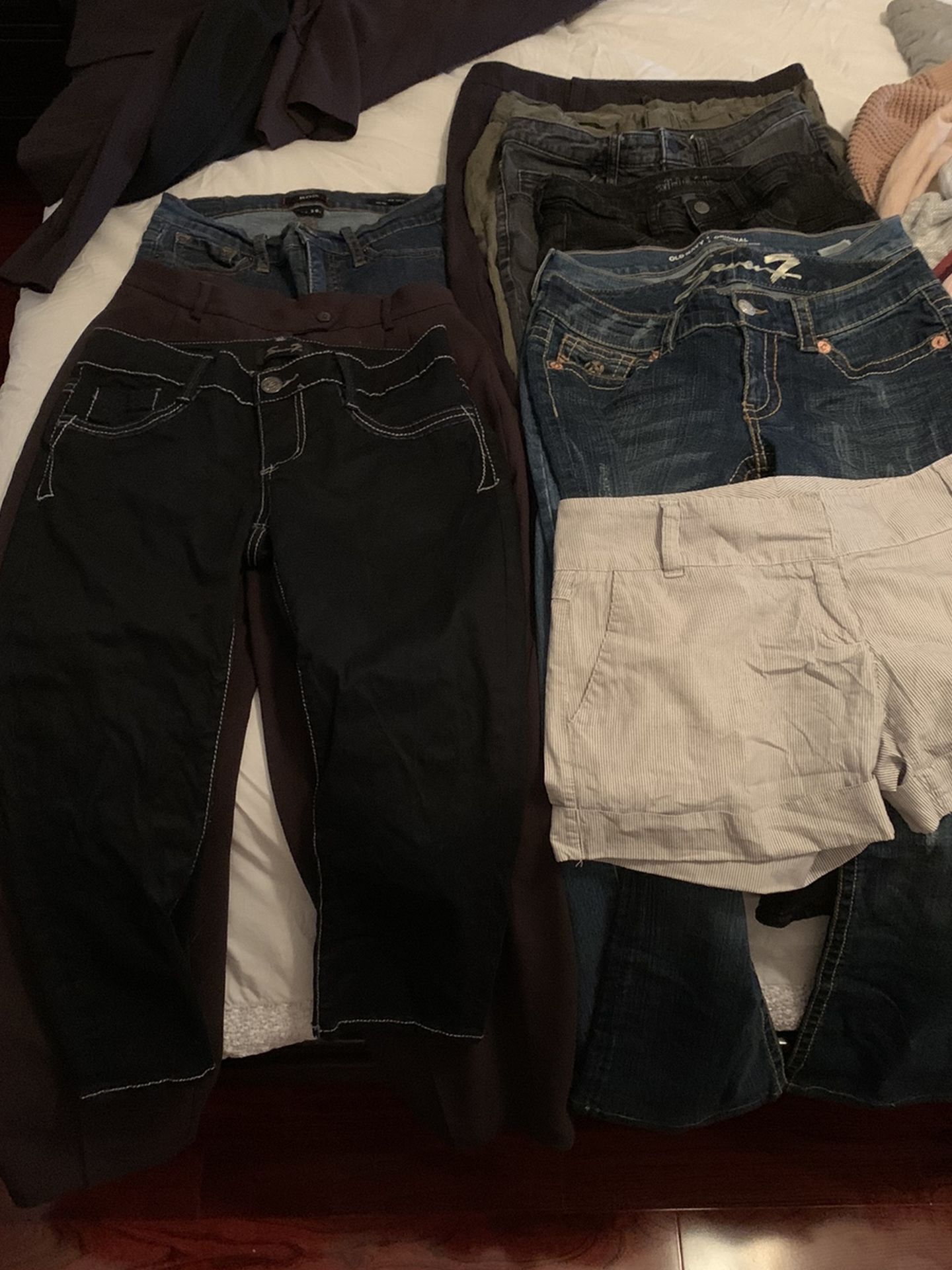 Junior / Women Jeans -Clothes - Size Small, 4, 27, 6/28 - $1 a Piece, You Pick The Pieces You Like
