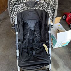 Stroller 