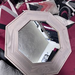 Octagon MIRROR $8