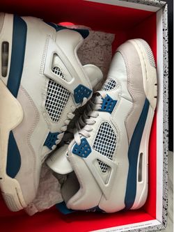 AIR JORDAN 4 RETRO
