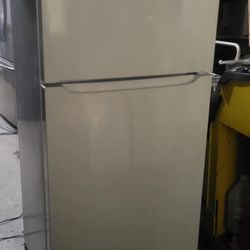 2025 Frigidaire refrigerator 