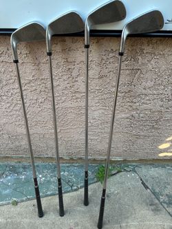 Set of 4 Golf Irons with Steel Shafts
