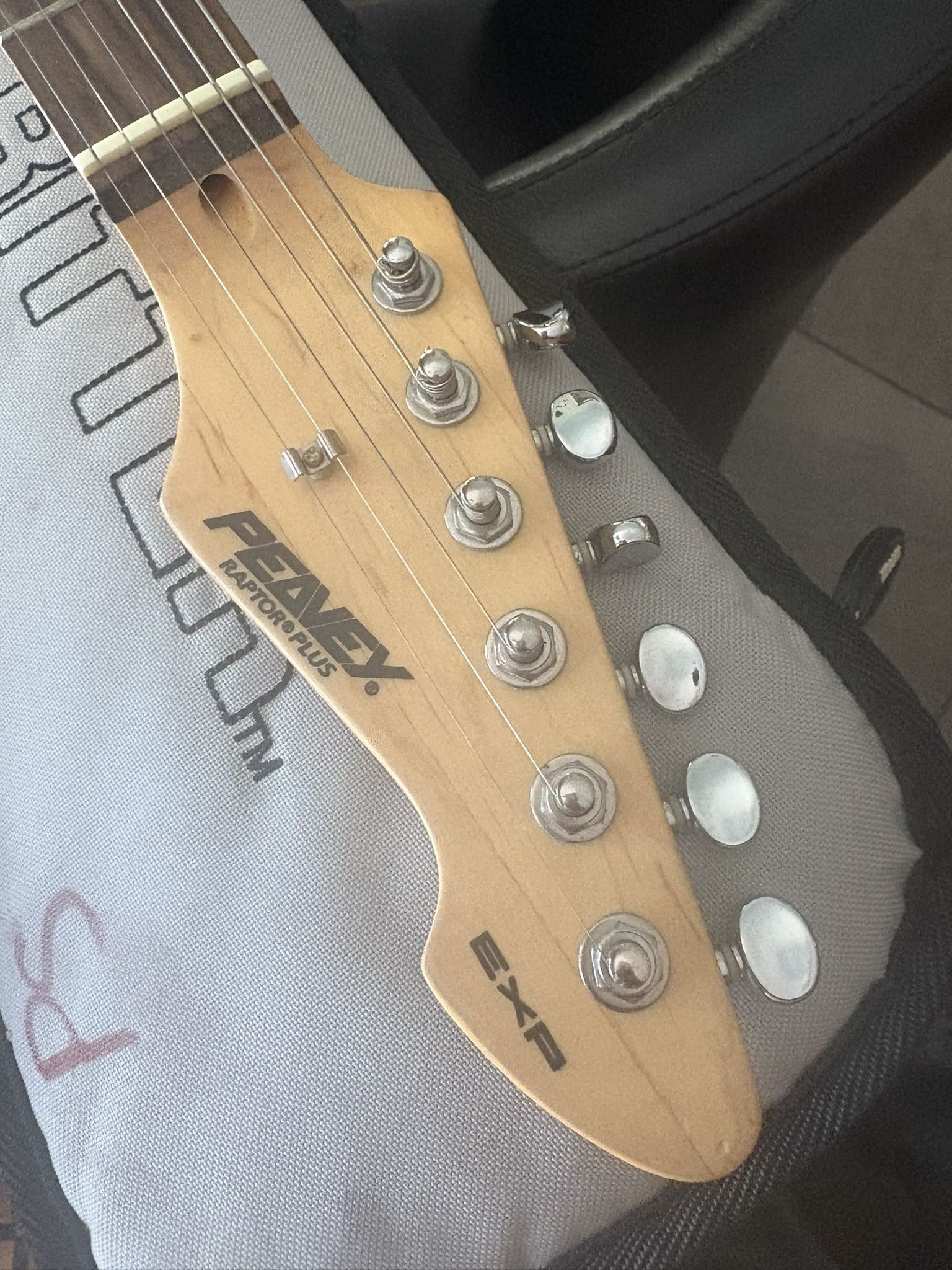 electric guitar