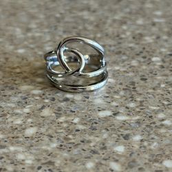 Titanium Knot Ring - Never Worn Size 7 (women’s Ring) 