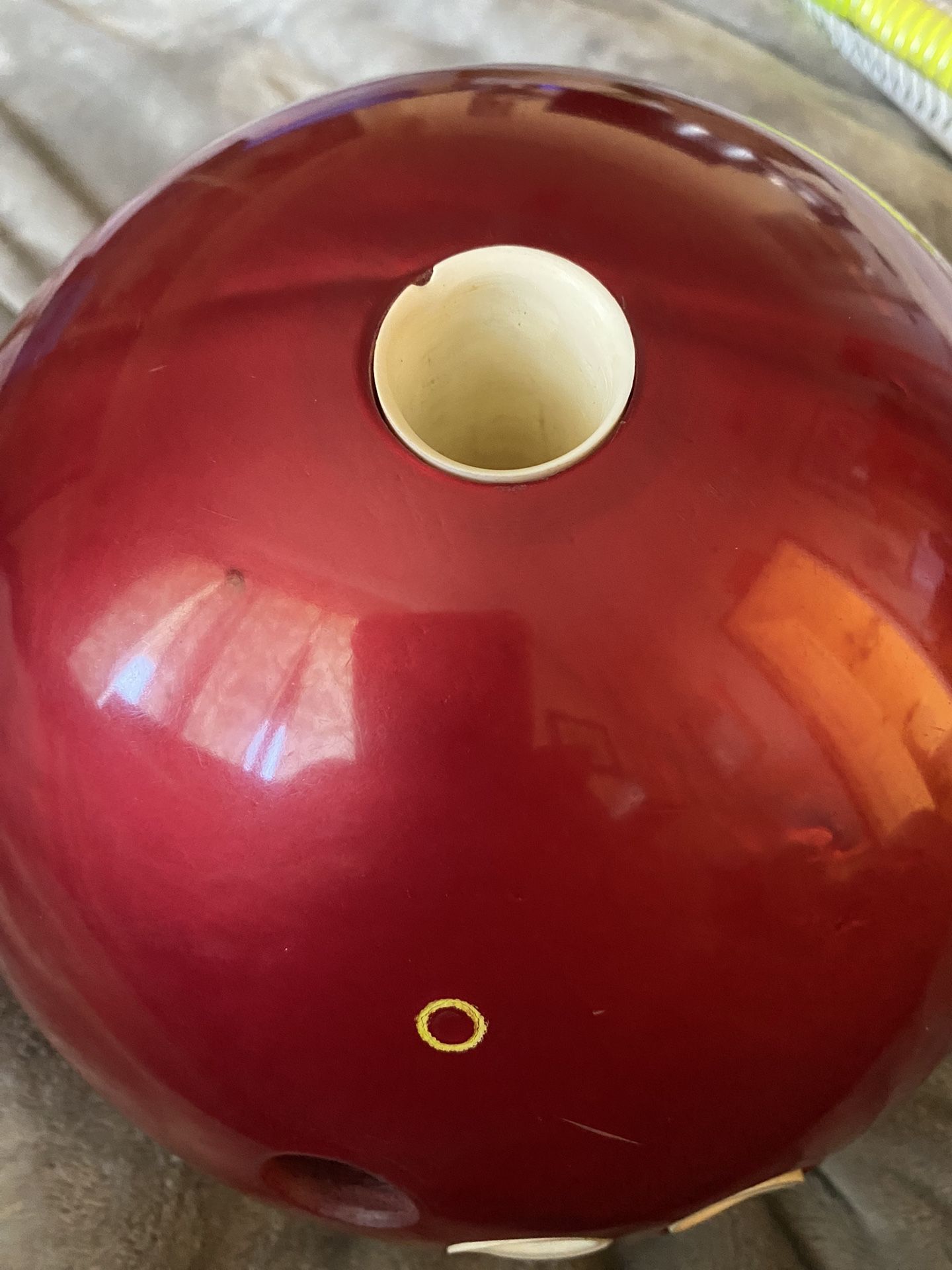 Hammer Red Pearl Vibe Bowling Ball 14 lb. With 49ers Black Bag for