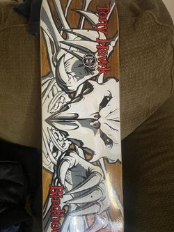 Tony Hawk Skate Board And Xbox 1 Game New