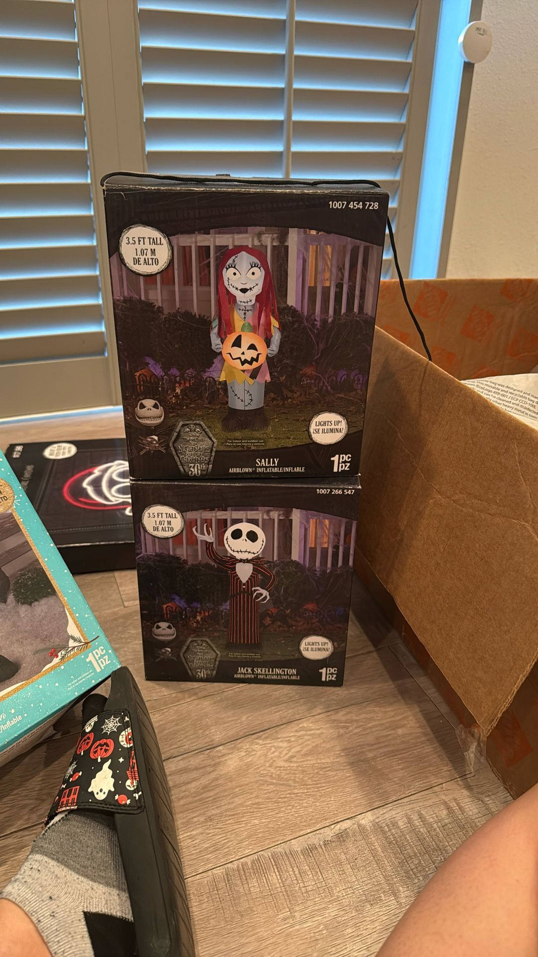 3.5ft Tall Sally And Jack Skellington Inflatable Decors