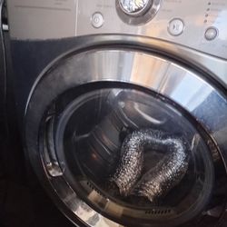 LG Front Loading Washer And Dryer 