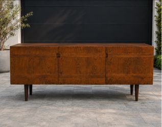 Statement Mid-Century Modern Walnut Credenza / Sideboard – Sculptural Wood Grain – Vintage MCM
