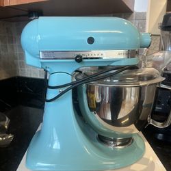 Kitchen aid mixer 