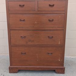 Vintage dresser