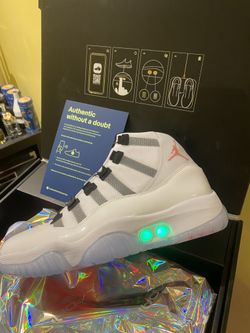 Air Jordan Adapt 11 Size 10.5