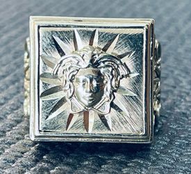 Custom Gold Ring
