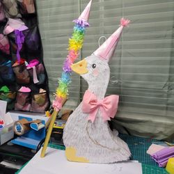 Goose piñata + stick