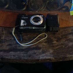 digital camera and car hotspot/ wifi