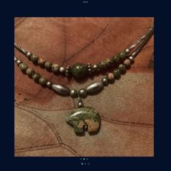 Silver And Jade Necklace.   Valentine Sweetheart.   Navajo 
