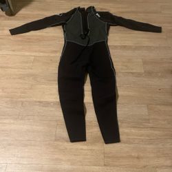 GLADIATOR TITANIUM WET SUIT 