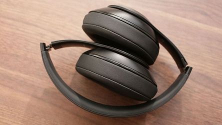 Wireless Studio Beats By Dre Headphones