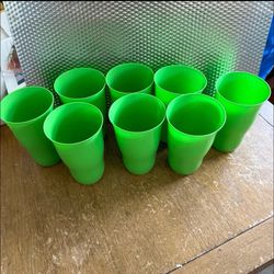 8 Party Peacock Plastic cups 