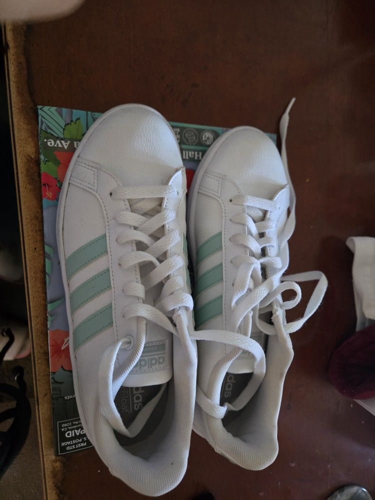 Tennis Shoes ADIDAS