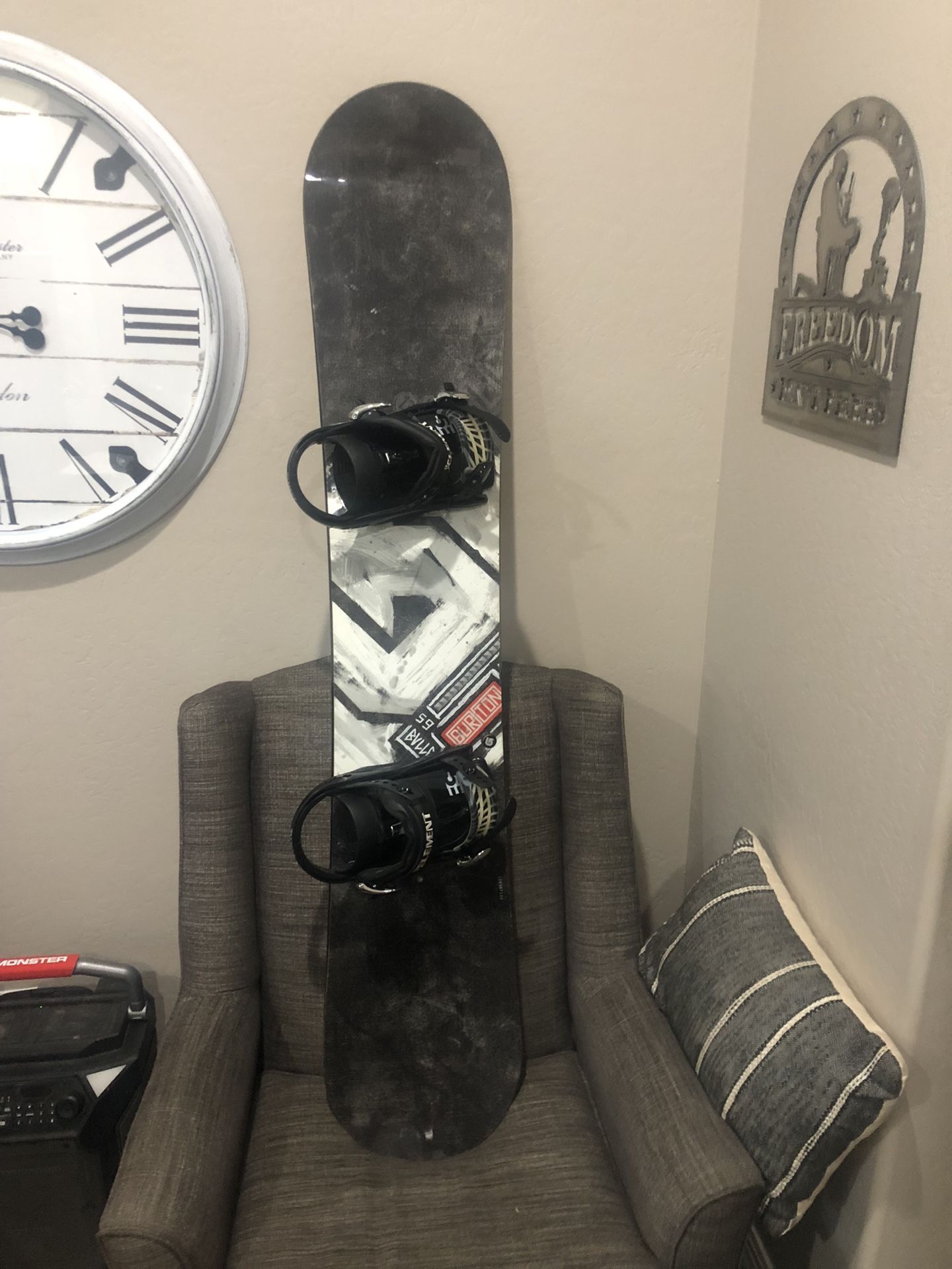 Burton Bullet 59 /159 Snowboard & Element Bindings
