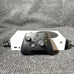 Xbox Series S 512GB with Controller and Cables