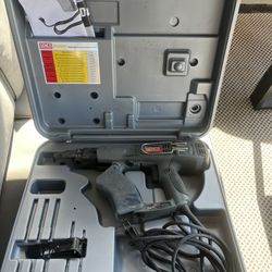 Senco DuraSpin DS200-AC Collated Drywall Screw Gun with Case