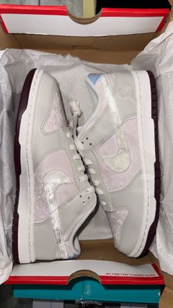 New Nike Dunk Low size 8W