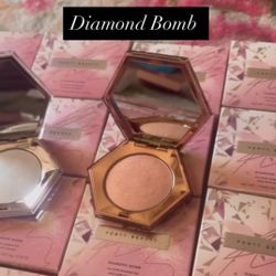 Fenty Beauty Diamond Bomb
