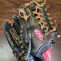 Baseball Glove Mitt size 11.25"....LHT Left Handed Thrower 