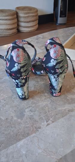 Women shoe