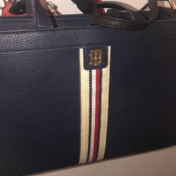 Women’s Tommy Hilfiger Purse 