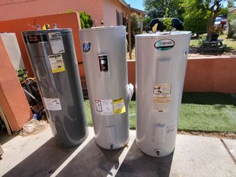 Electric Water Heater 50 gal in good condition and Warranty Works Great 19th Ave And Baseline