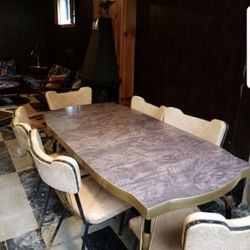 Beautiful Midcentury Dining Set With 6 Chairs 