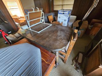Dining Room Table and 4 Padded Wood Chairs