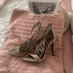 Grey Heels Size 5 1/2