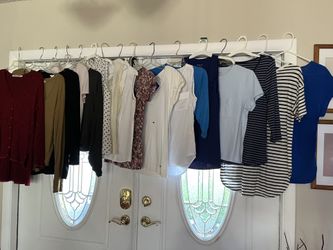 17 Ladies Tops / Blouses. Sizes Small / Med. 4 Are Lightweight Long Sl Sweaters. All In Excellent Condition $20 For All