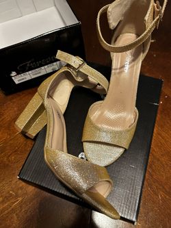 Champagne Size 81/2 Heels