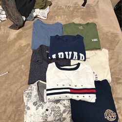 Men’s T- shirts  small mix